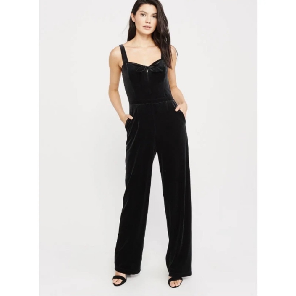 Abercrombie & Fitch Green Velvet Jumpsuit Holiday Festive Size S